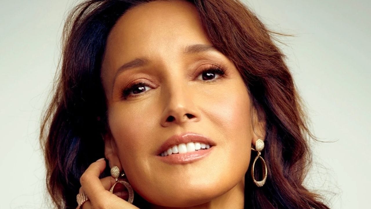 Jennifer Beals