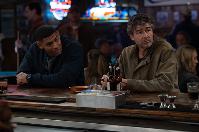 aaron-pierre-kyle-chandler (2)