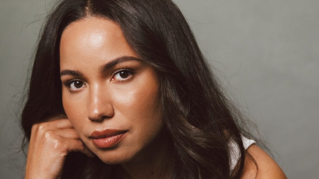 Jurnee Smollett To Take Over Kerry Washington’s Role In ‘The Whoopi Monologues’ Upon Her Exit
