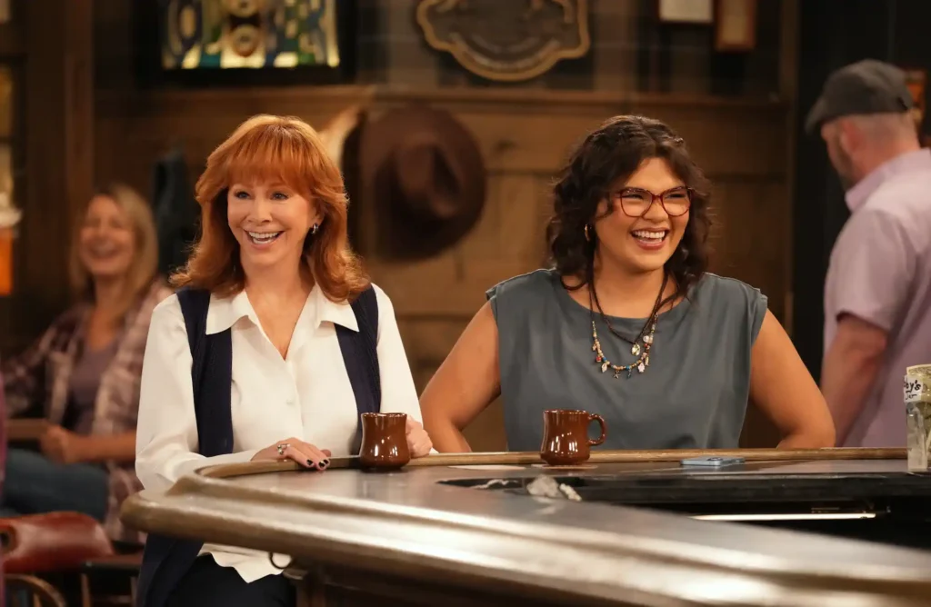 ‘Happy’s Place’ Starring Reba McEntire Debuts Season 3 Trailer